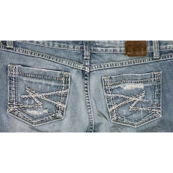 Bke Buckle Sabrina Womens Distressed Low-Rise Denim Capris Size 30 - Picture 6 of 9